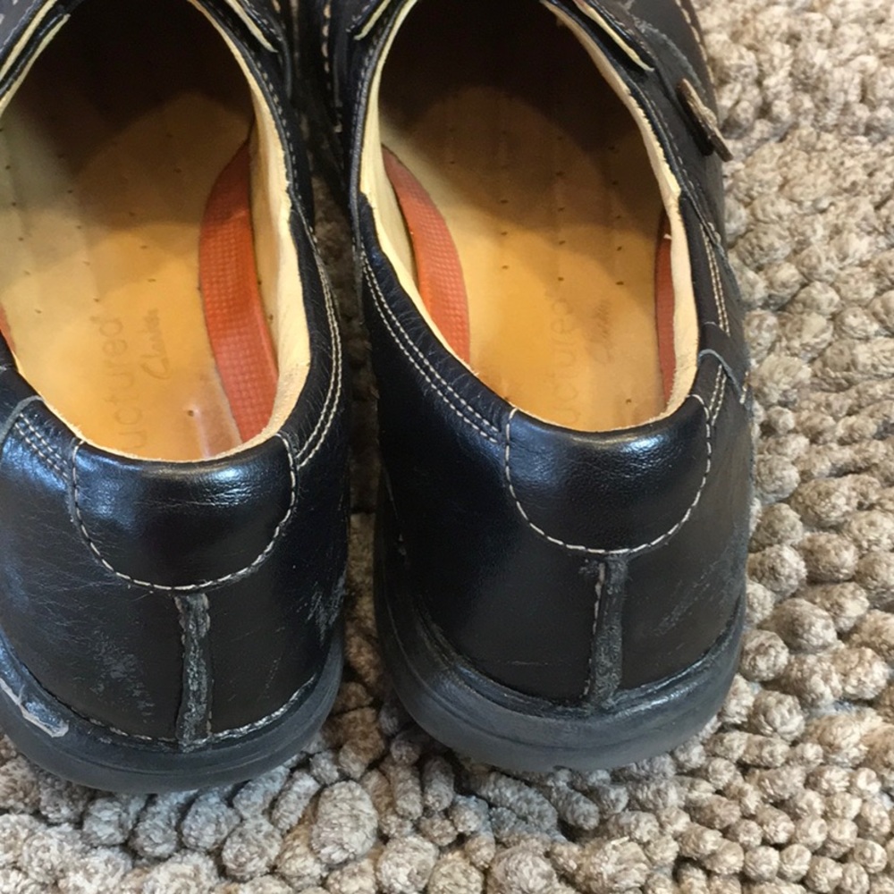 Clarks Unstructured Slip On Loafers Booties - image 6